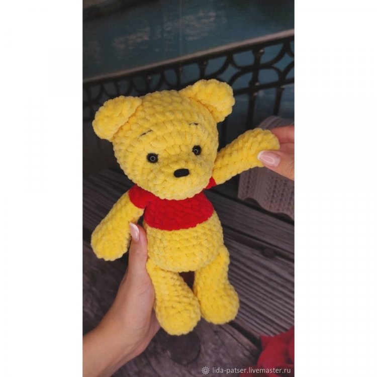 Мягкая игрушка Disney - Winnie the Pooh (23 см)