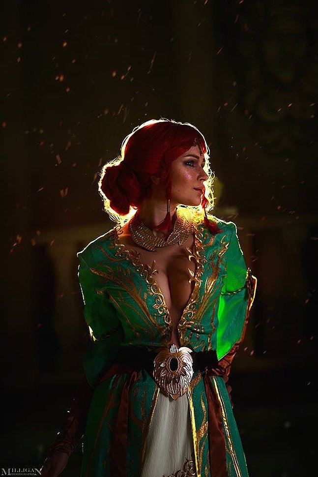 Russian Cosplay: Triss Merigold (The Witcher 3: Wild Hunt)
