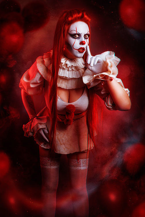 Russian Cosplay: fem! Pennywise (It (2017))