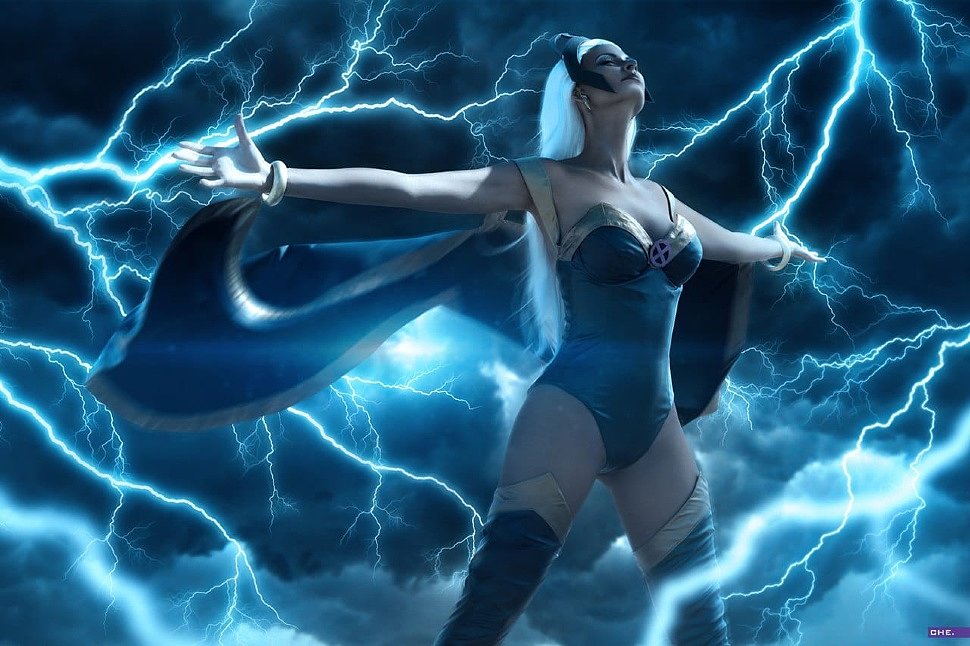 Russian Cosplay: Storm variations (X-Men)