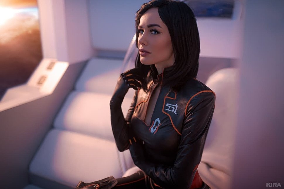 Russian Cosplay: Miranda Lawson (Mass Effect 2)