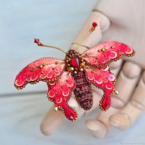 Брошь Red Butterfly