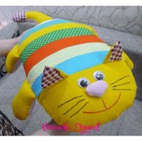 Подушка Colored Cat