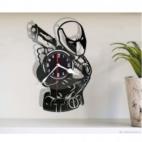 Часы настенные из винила Marvel - Deadpool [Handmade]