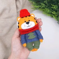 Мягкая игрушка Tiger With Christmas Tree On Sweater