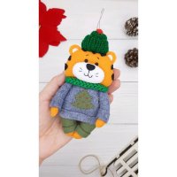 Мягкая игрушка Tiger With Christmas Tree On Sweater V.2