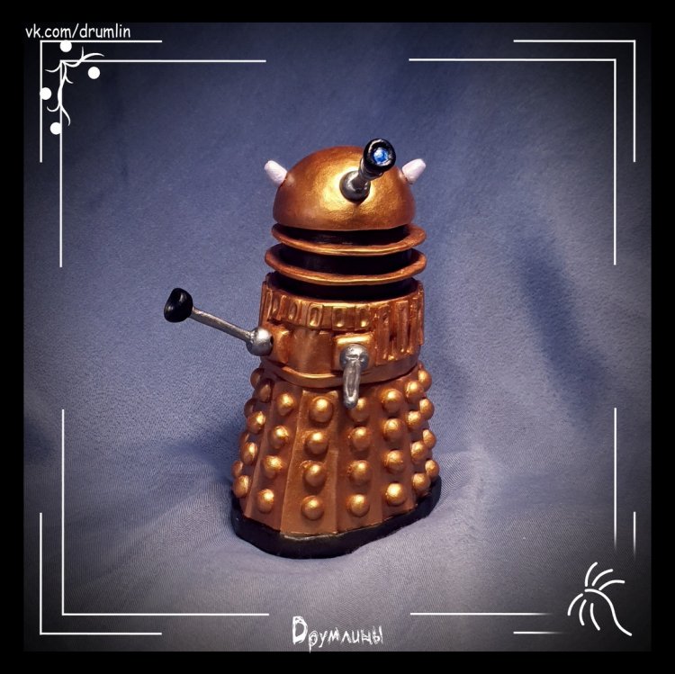 Фигурка Doctor Who - The Bronze Dalek