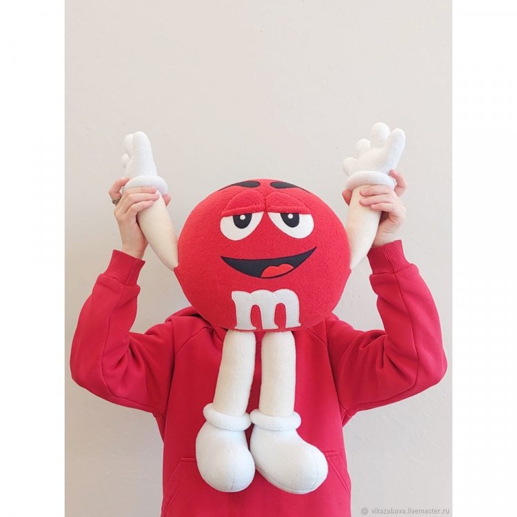 Мягкая игрушка M&M's - Red (45 см)