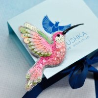 Брошь Pink Hummingbird