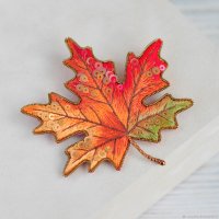 Брошь Autumn Maple Leaf
