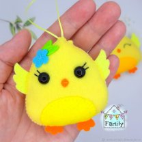 Мягкая игрушка Easter Chick With Blue Flower