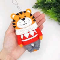 Мягкая игрушка Tiger In Sweater V.2