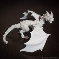 Фигурка White Dragon