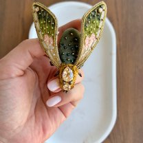 Брошь Embroidered Green Moth