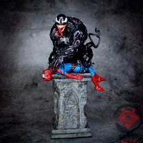 Фигурка Venom vs Spider-Man