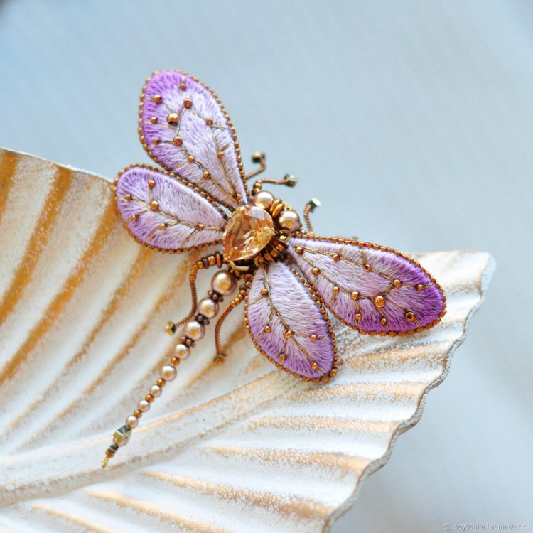 Брошь Lilac Dragonfly