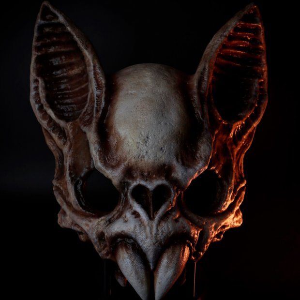 Маска Bat Skull